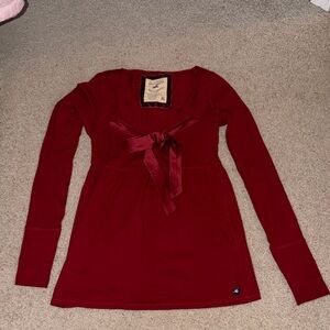 Hollister Deep Red Long-Sleeve V-Neck Tie-Front Top